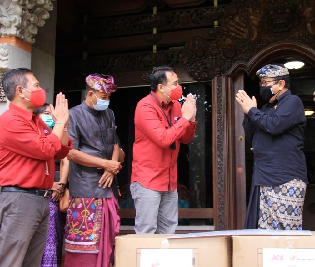 Terima CSR PT. AHI, Cok Ace Minta Manajemen Beri Tempat untuk Pengrajin 
